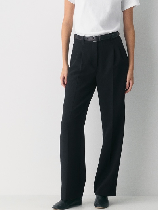 Aritzia Pants - Aritzia Effortless Pant, Curve Fit, 6